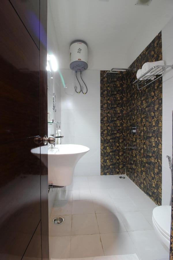 Hotel K11 Haldwani Luaran gambar
